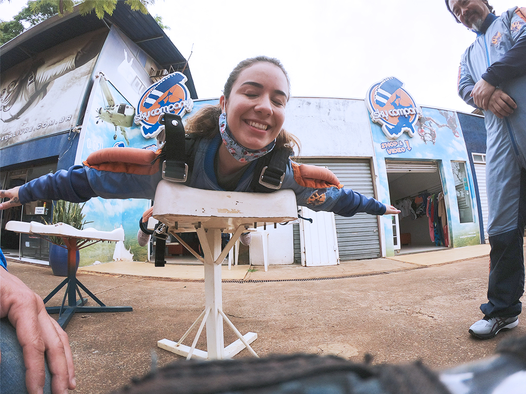 curso de paraquedismo cover