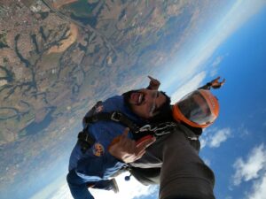 desculpas para salto de paraquedas