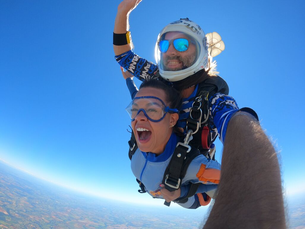 saltar de paraquedas no fim do ano