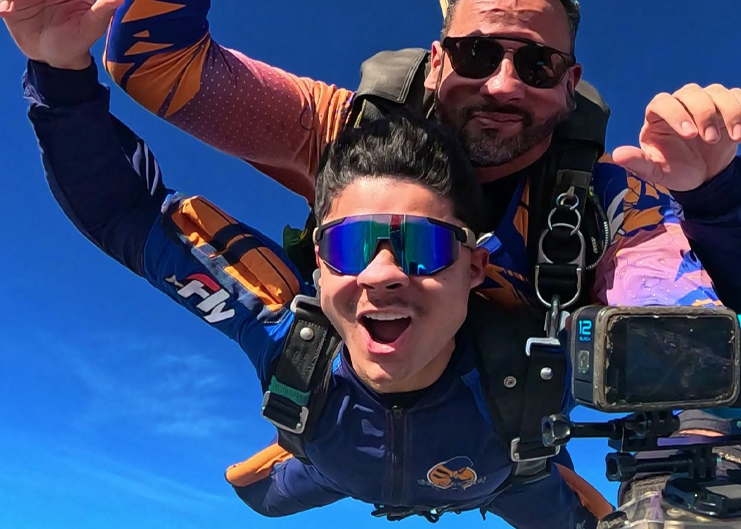 Como iniciar a pratica de paraquedismo